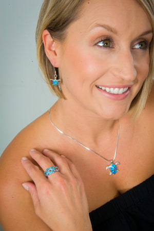 N028044 - Opal Turtle Necklace